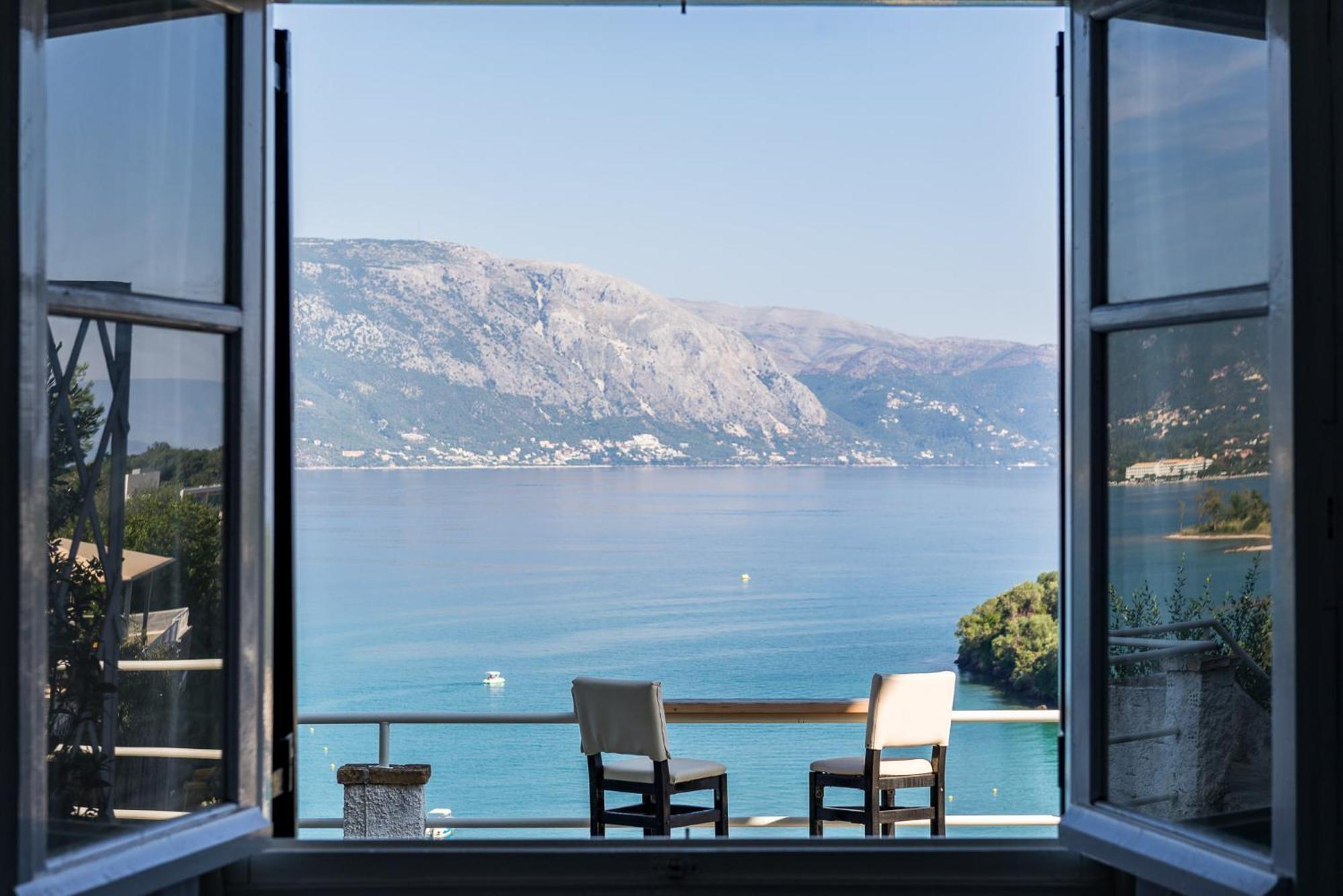 Angelos Seaview Studios By Konnect, コメノ エクステリア 写真
